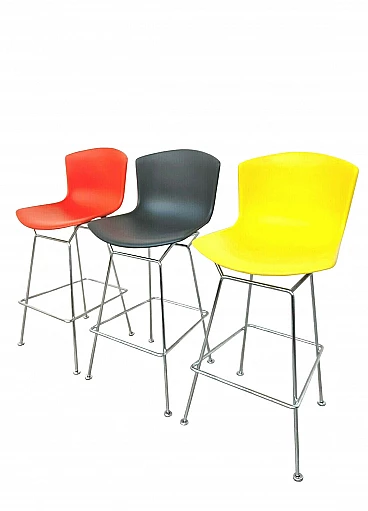 3 Stools in coloured plastic and chrome-plated steel by Harry Bertoia for Knoll, 60s