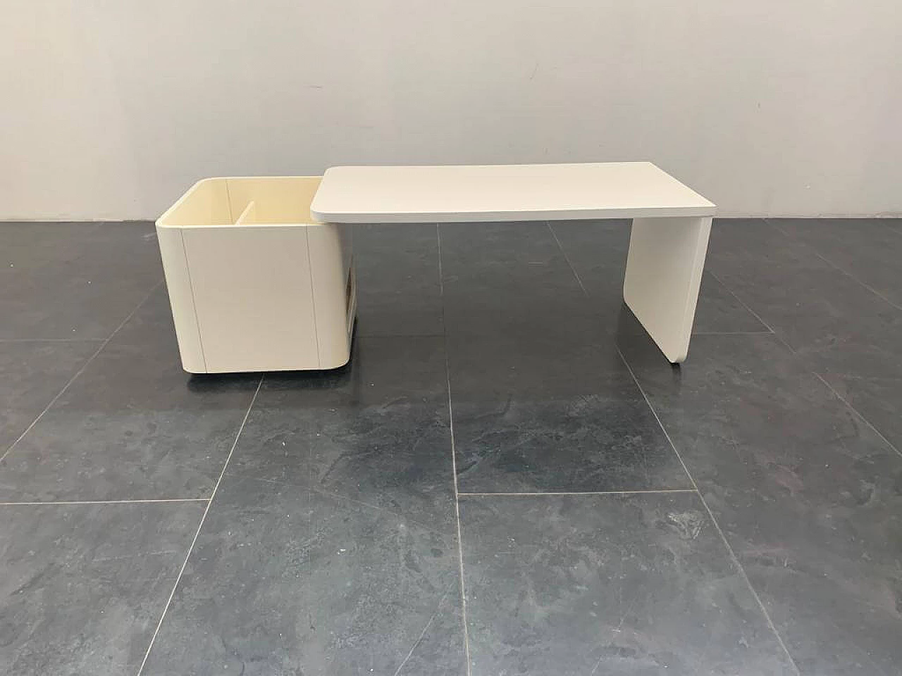 White lacquered multifunctional coffee table, 70s 1276047