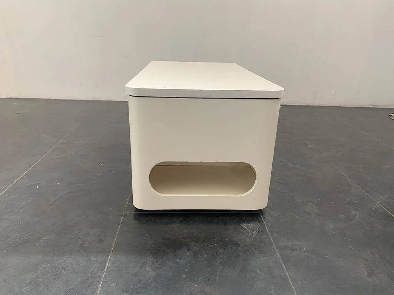 Tavolino multifunzionale laccato bianco, anni '70 1276052