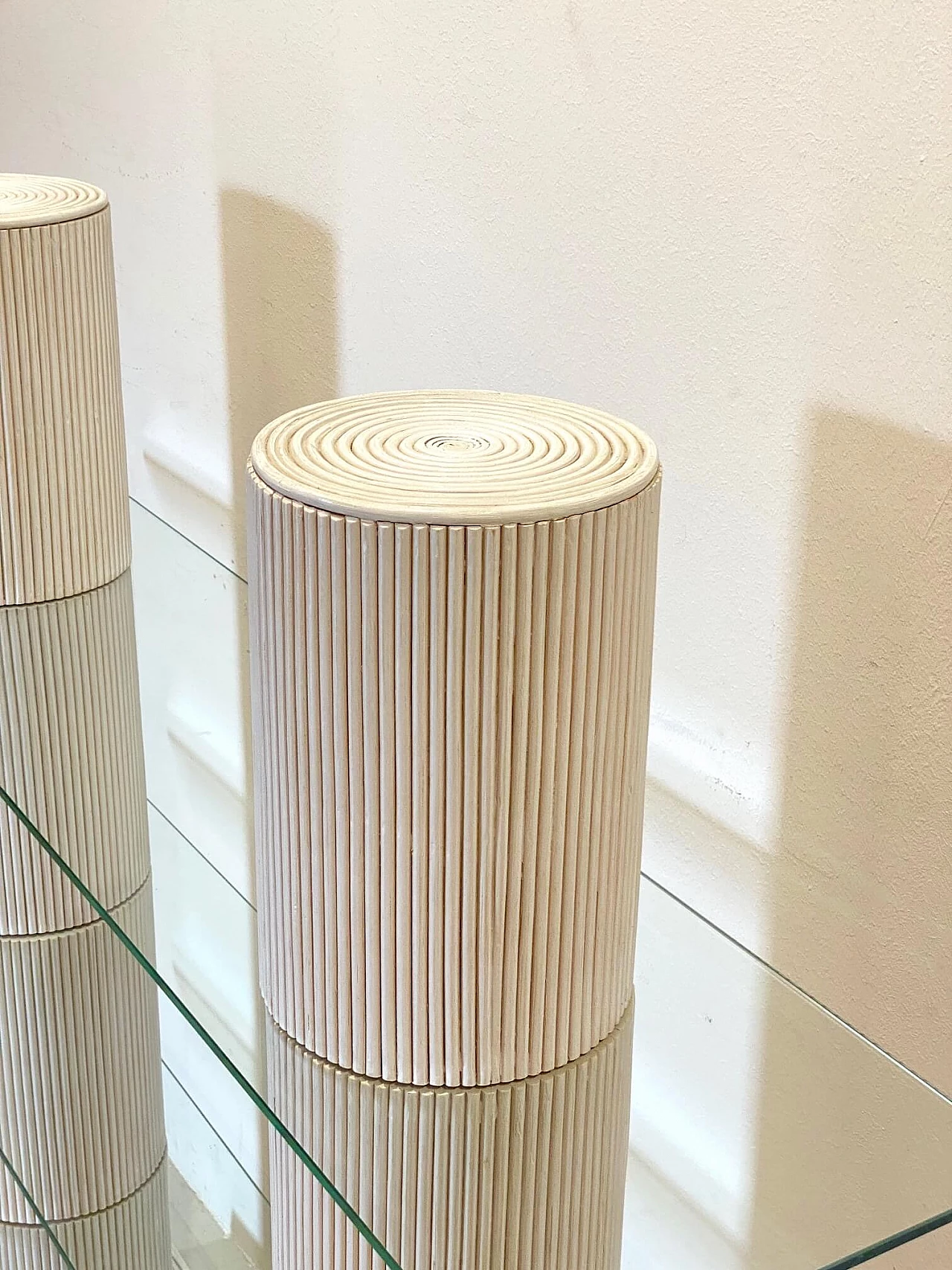 Bookcase in lacquered bamboo and glass, 1970s 1276123