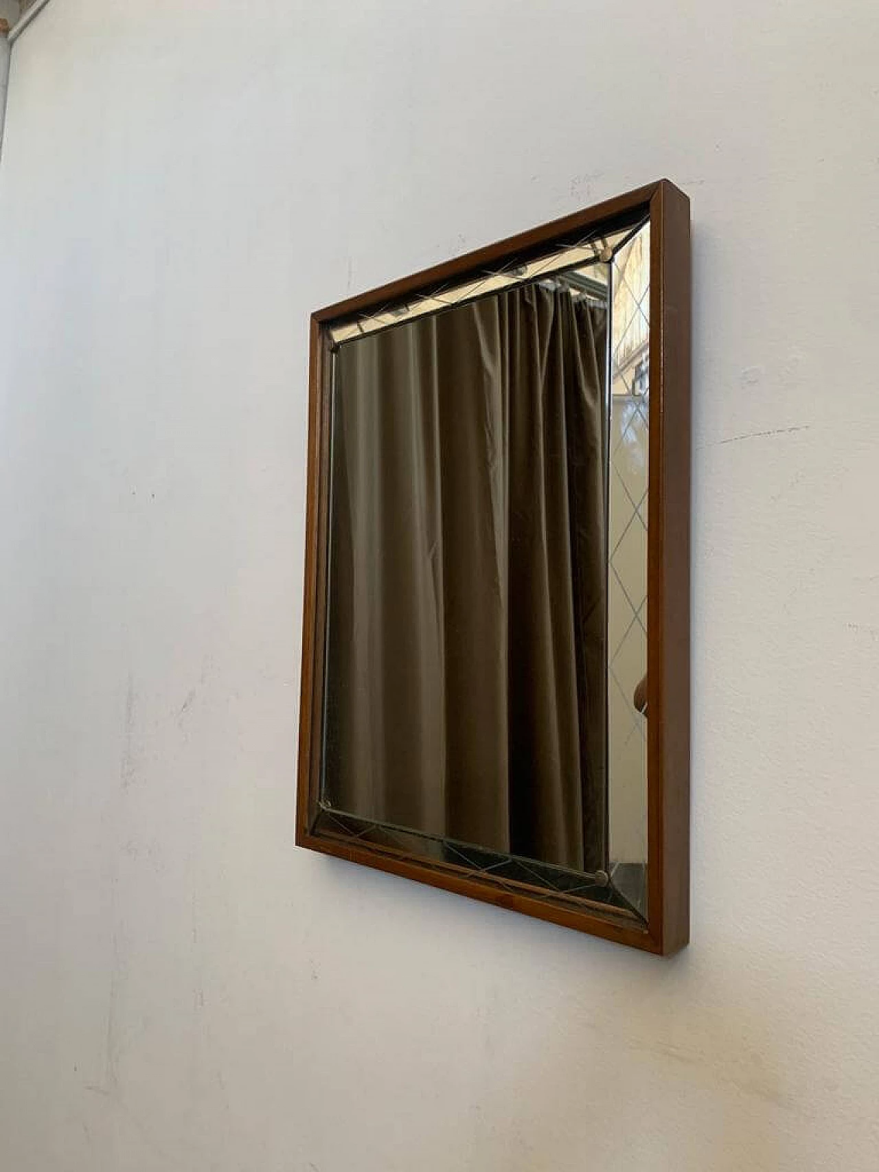 Specchio Art Deco con bordo rialzato e inciso, anni '30 1276186