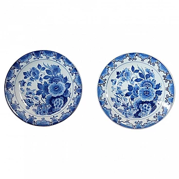 Pair of blue artistic ceramic plates from Delft, 80s