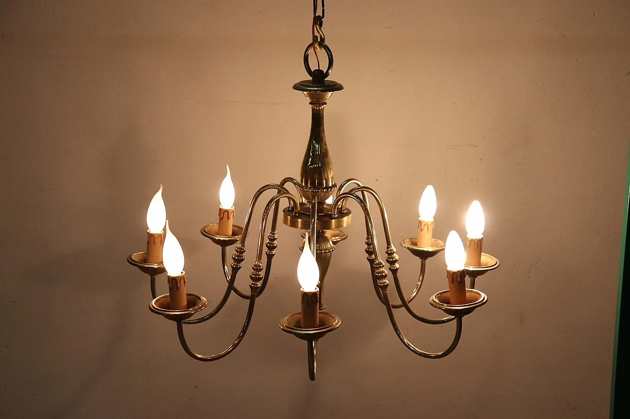 Refined gilded brass chandelier with eight lights, 1930s 1277577