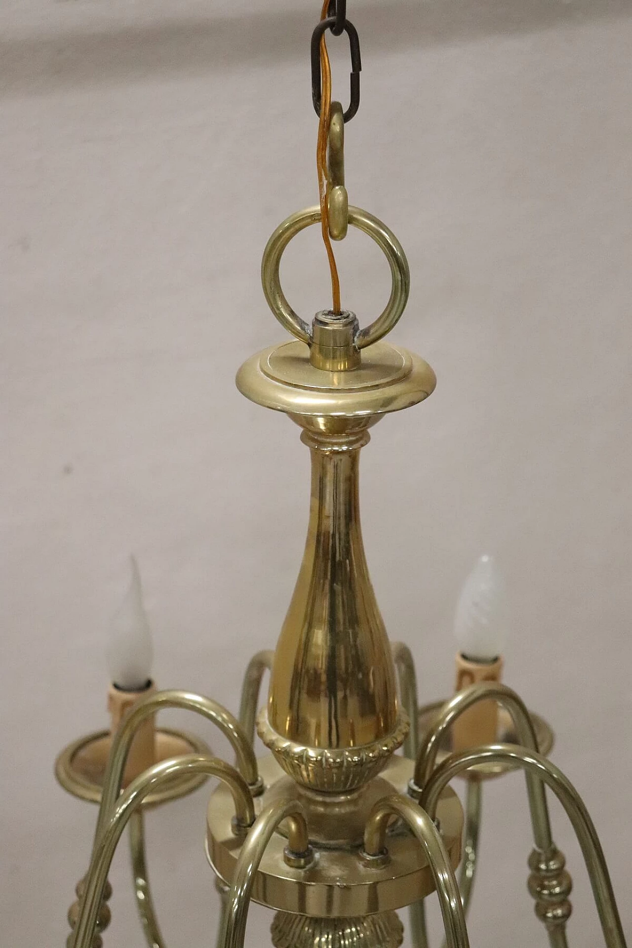 Raffinato lampadario in ottone dorato a otto luci, anni '30 1277578