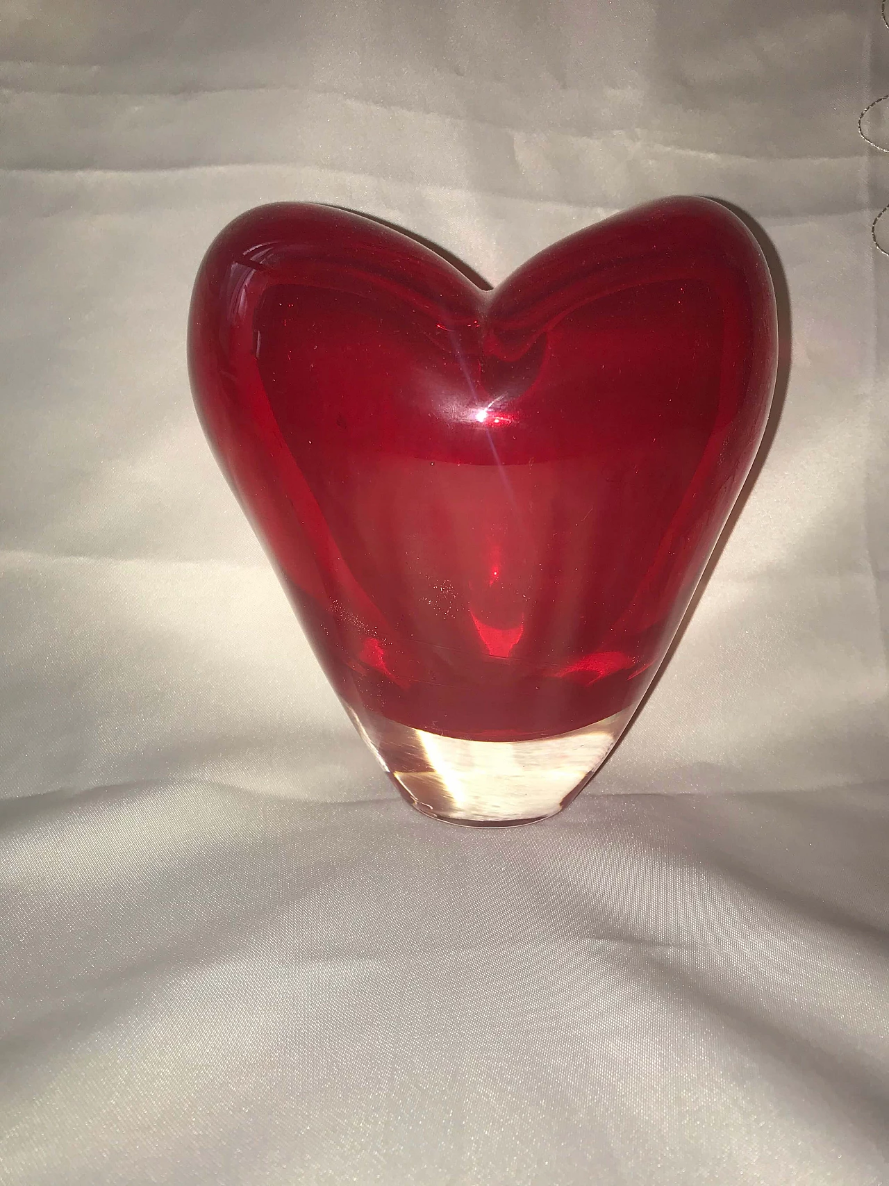 Heart-shaped Murano sommerso glass vase, 80s 1277649