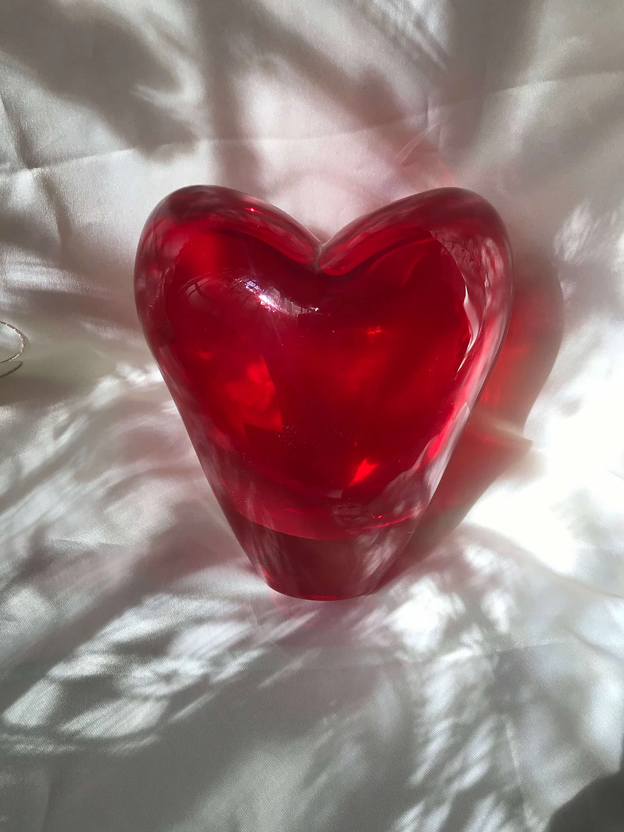 Heart-shaped Murano sommerso glass vase, 80s 1277650