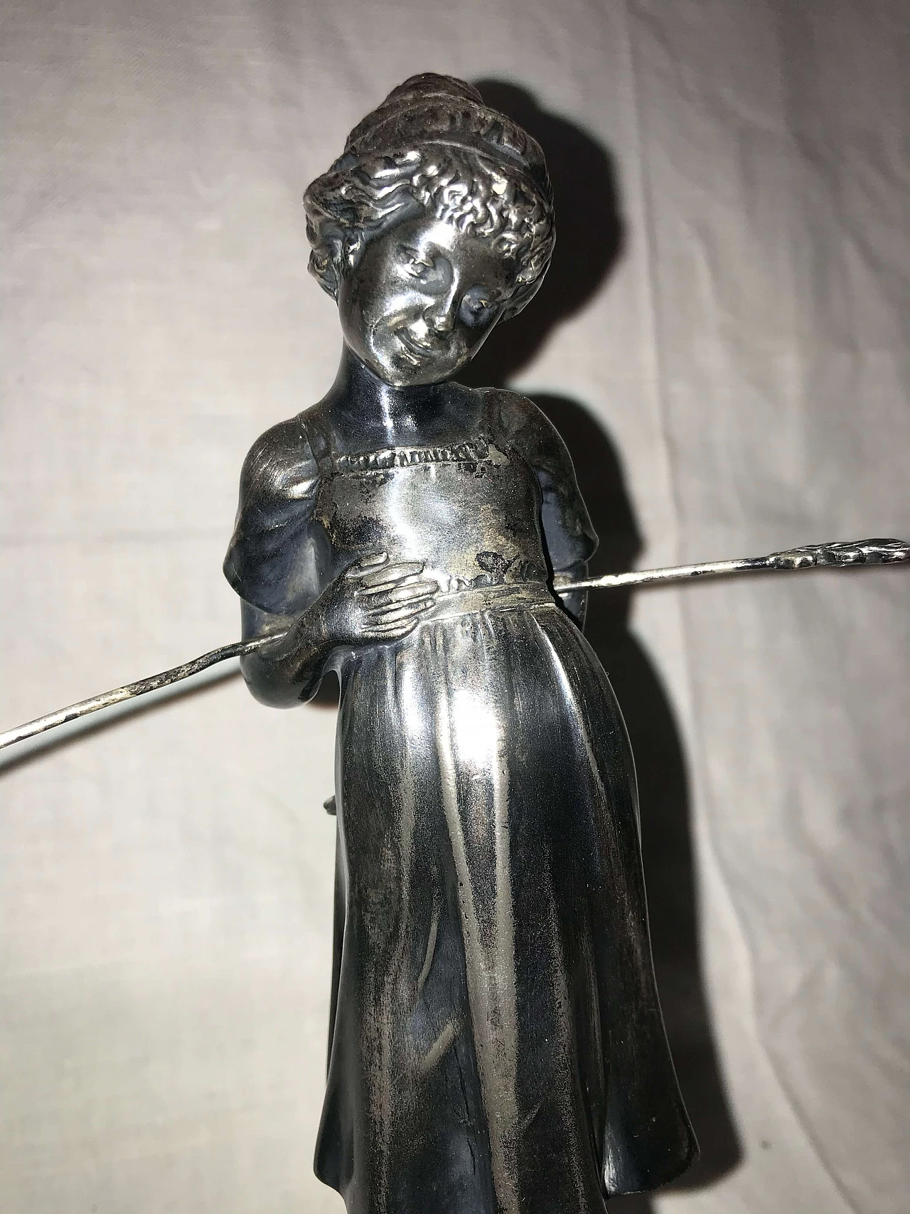 Tidy tray with girl and bathing dogs, late 19th century 1277664