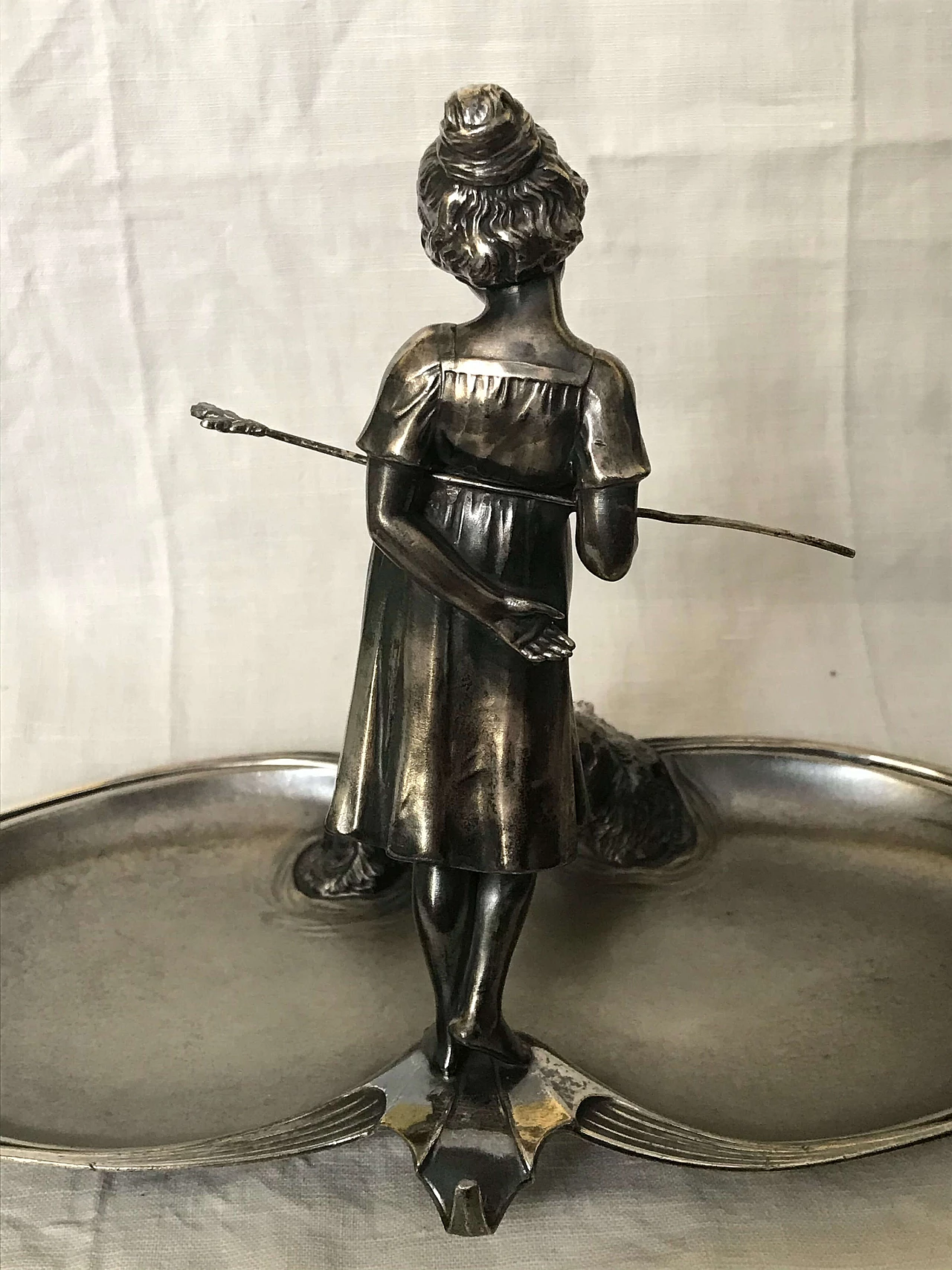 Tidy tray with girl and bathing dogs, late 19th century 1277665