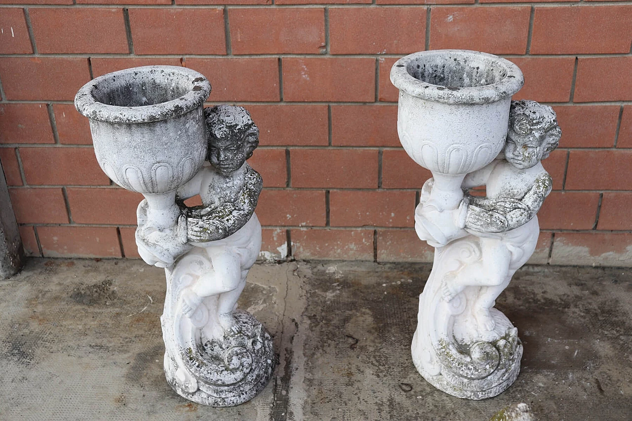 Pair of outdoor grit statues with vase holder, early 20th century 1277727