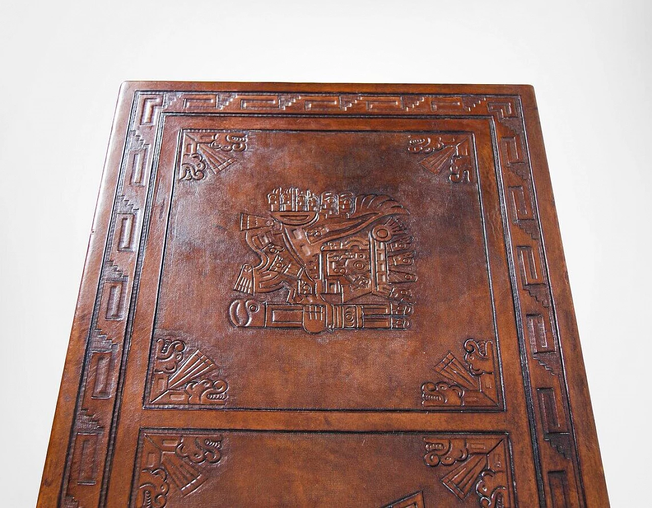Peruvian coffee table in tooled leather and mahogany, 60s 1278399