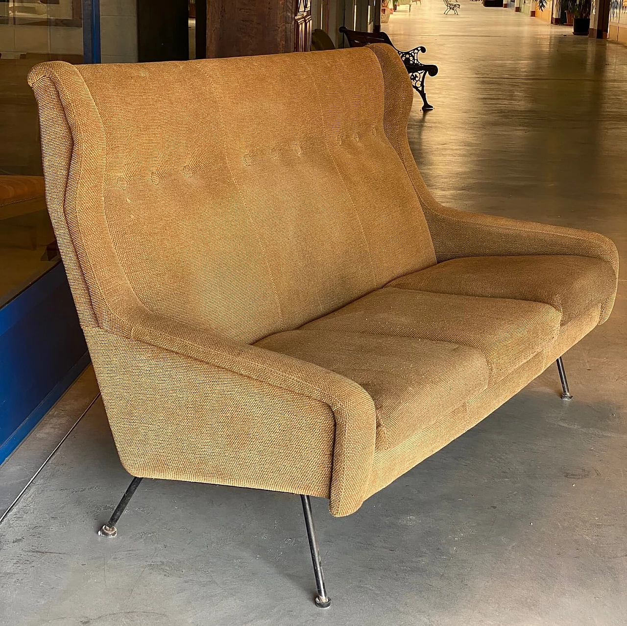 Velvet sofa, 60s 1278989