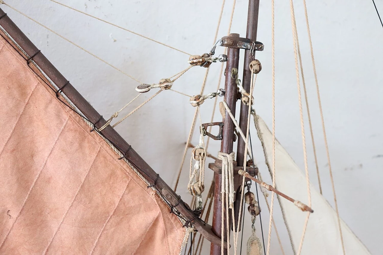 Modellino di una grande barca a vela in legno, anni '30 1279272