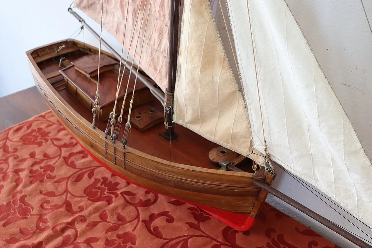 Modellino di una grande barca a vela in legno, anni '30 1279274