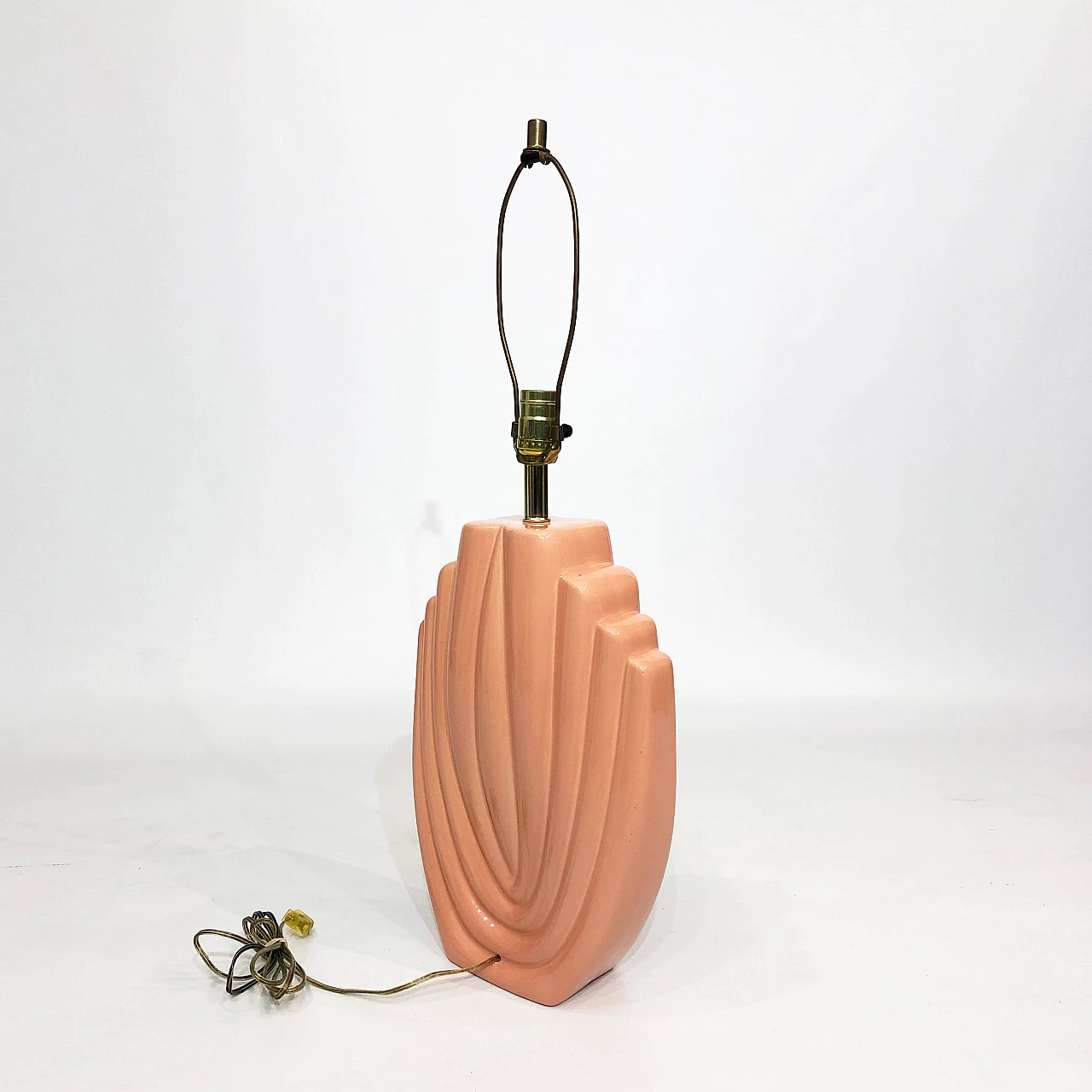 Salmon pink ceramic table lamp, 80s 1279566