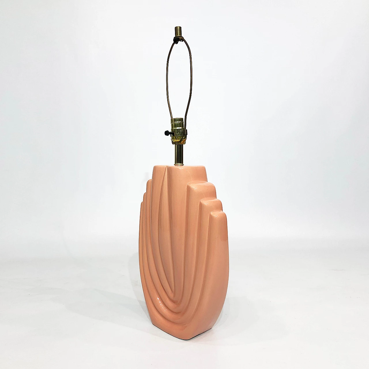 Salmon pink ceramic table lamp, 80s 1279568