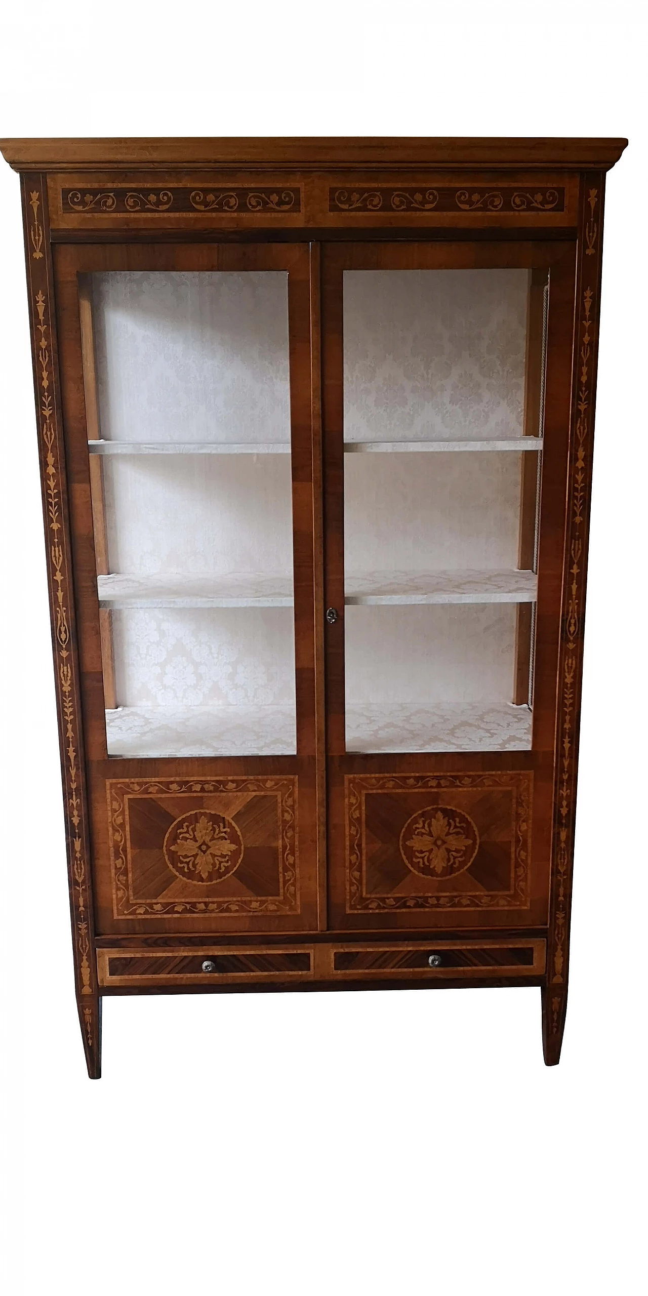 Vetrina lombarda in noce e acero, anni '30 1279745