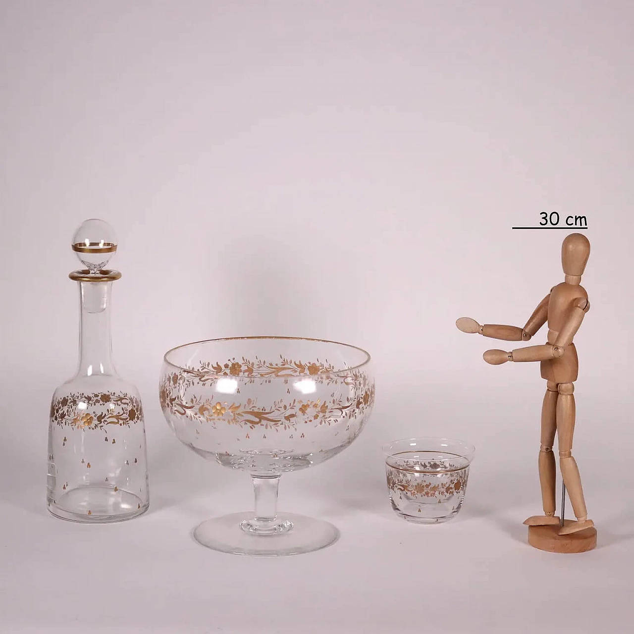 Servizio di bicchieri in cristallo molato e decoro in oro 1279905