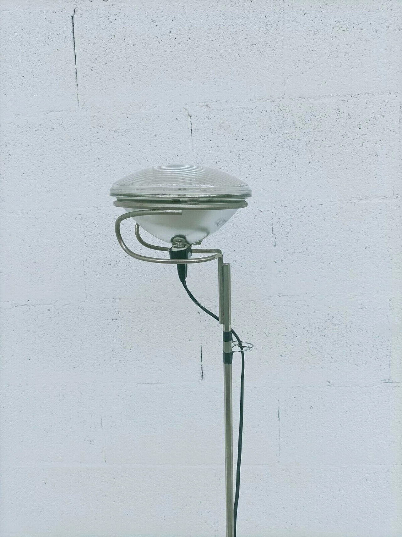 Toio floor lamp in enameled steel, iron and nickel-plated brass by Achille & Pier Giacomo Castiglioni for Flos, 60s 1280512