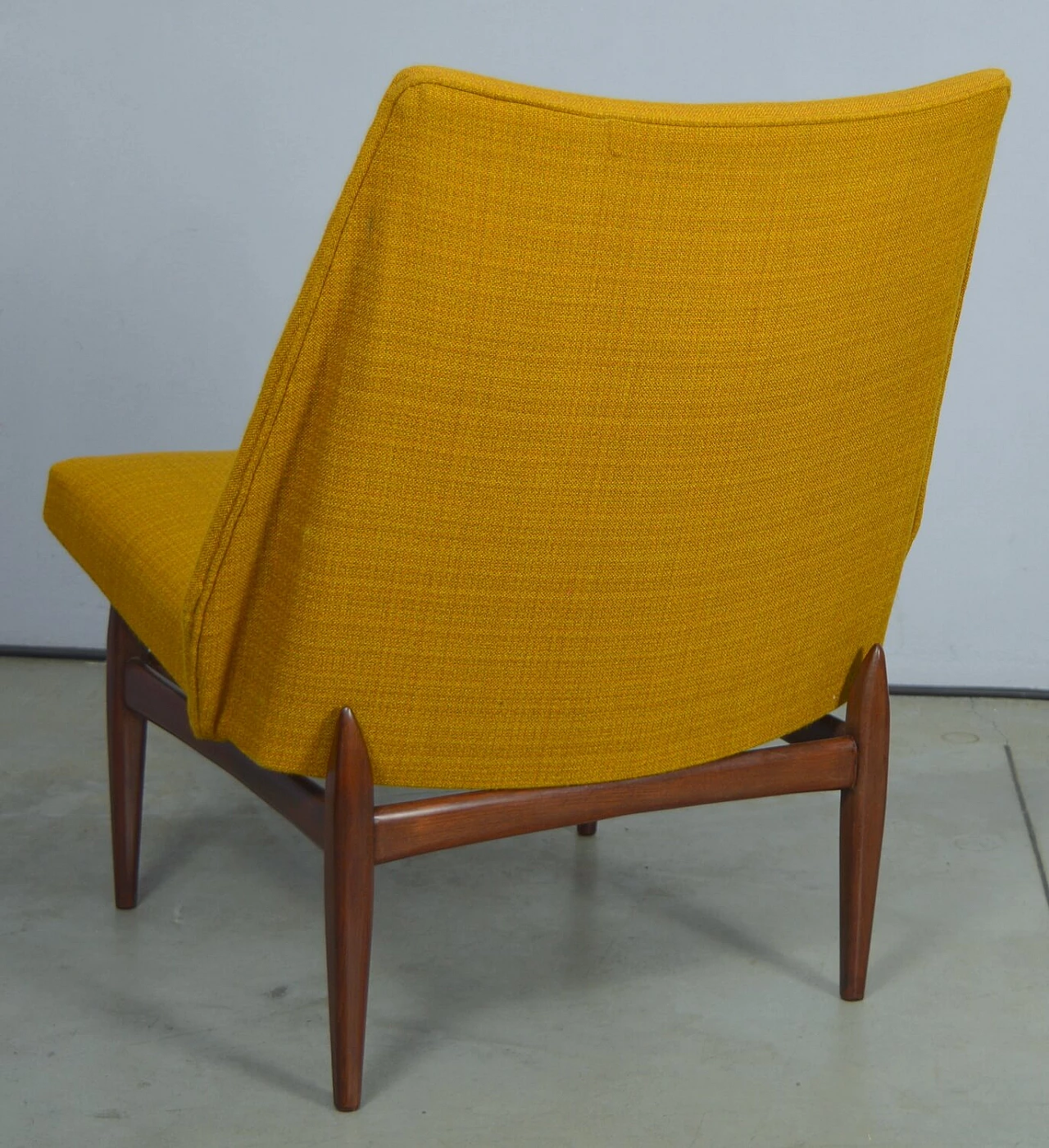 Pair of yellow armchairs by La Permanente Mobili Cantù, 1950s 1280765