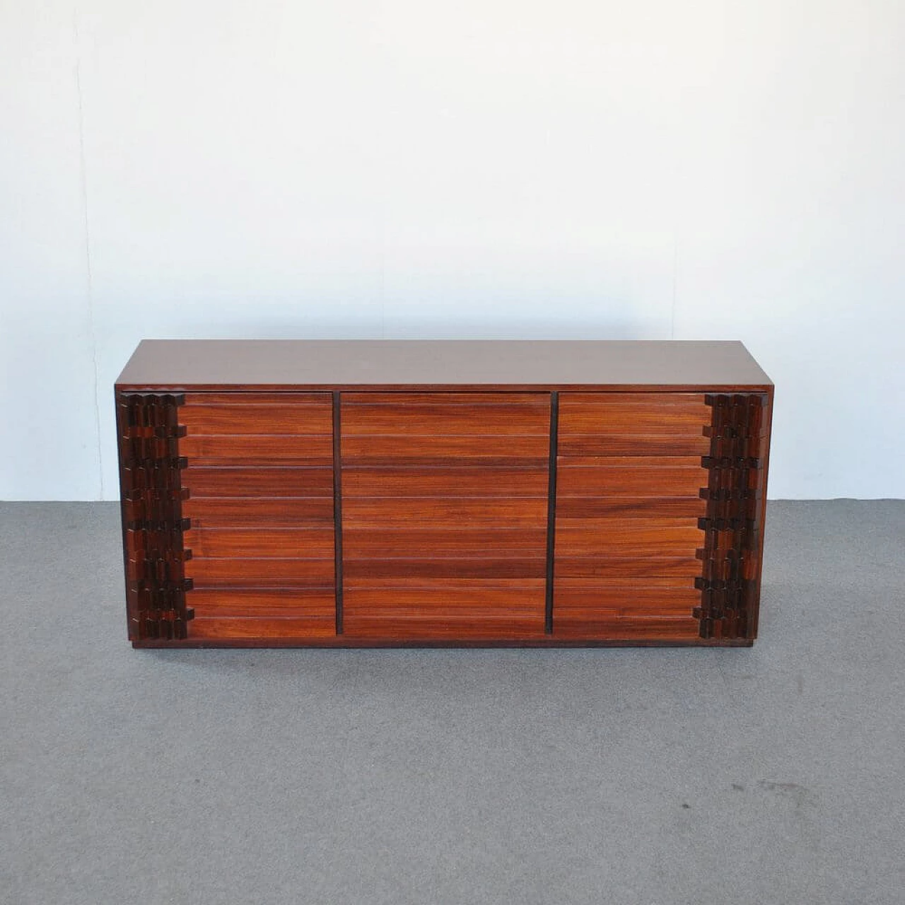Diamante chest of drawers in walnut by Luciano Frigerio, 70s 1281167