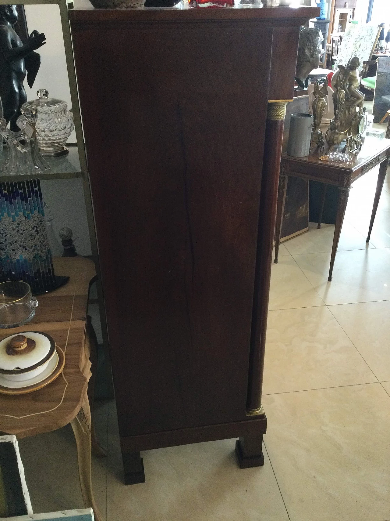 Empire chest of drawers in mahogany feathers, 19th century 1282600