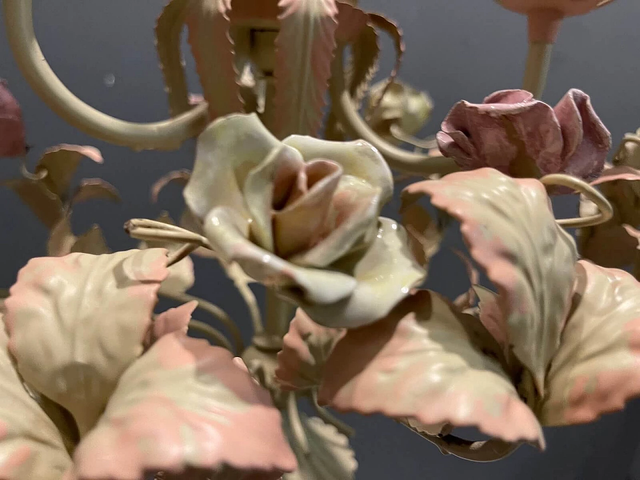 Lampadario in ceramica a forma di rosa, anni '60 1283416