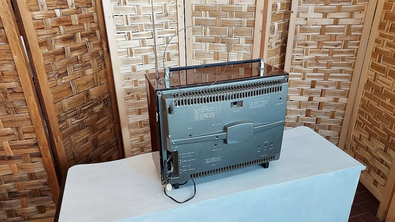 Televisore vintage, anni '60 1283429