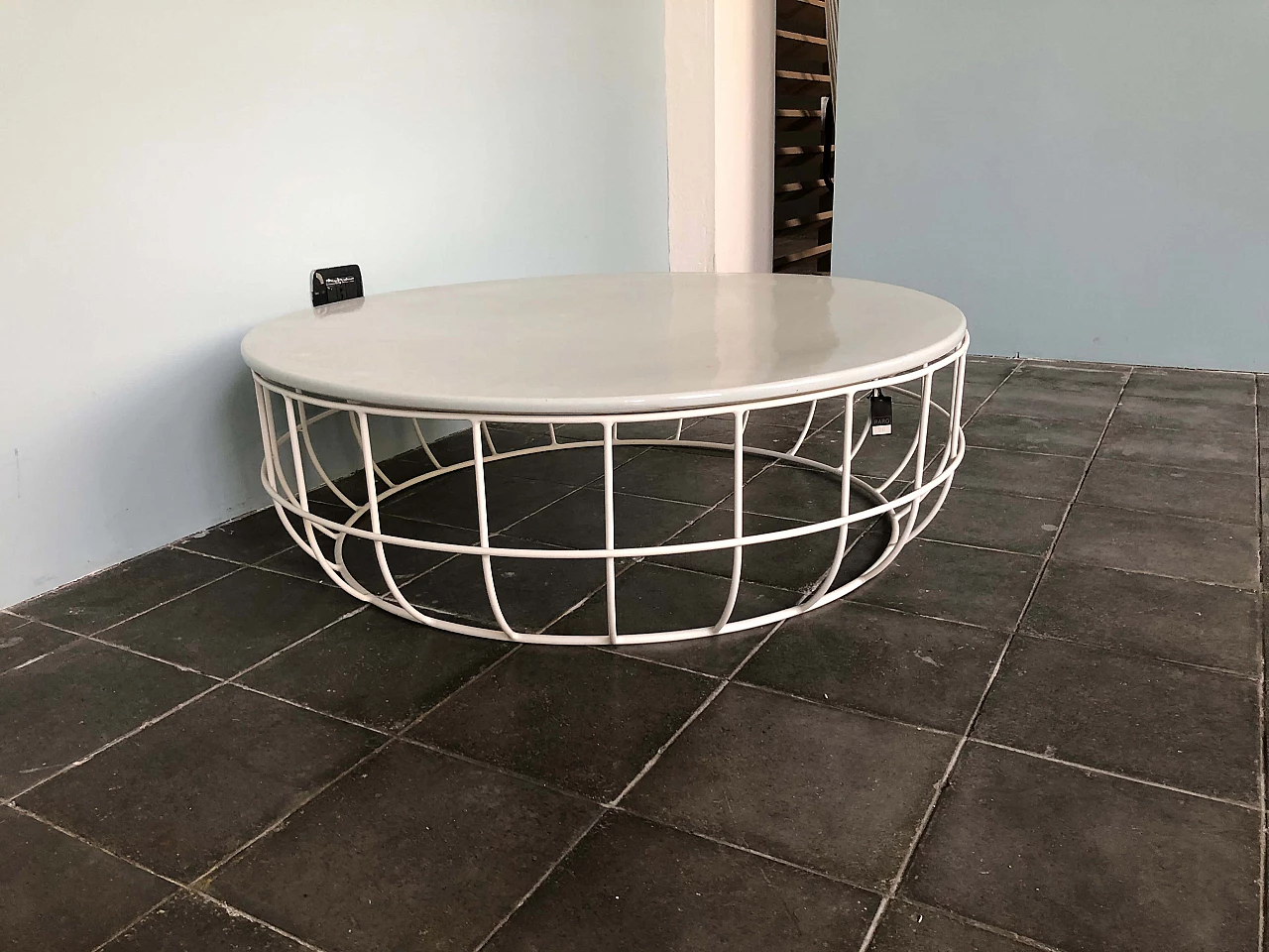 Outdoor coffee table in white enamelled metal, early 2000s 1283914
