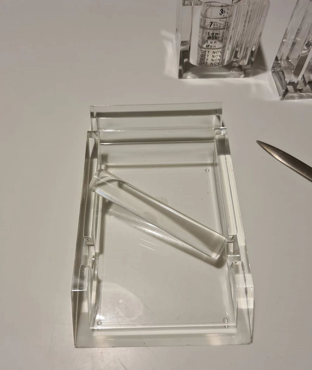 Organizer scrivania lucite Space Age Guzzini, Manlio Ciocca  anni '70 1283966