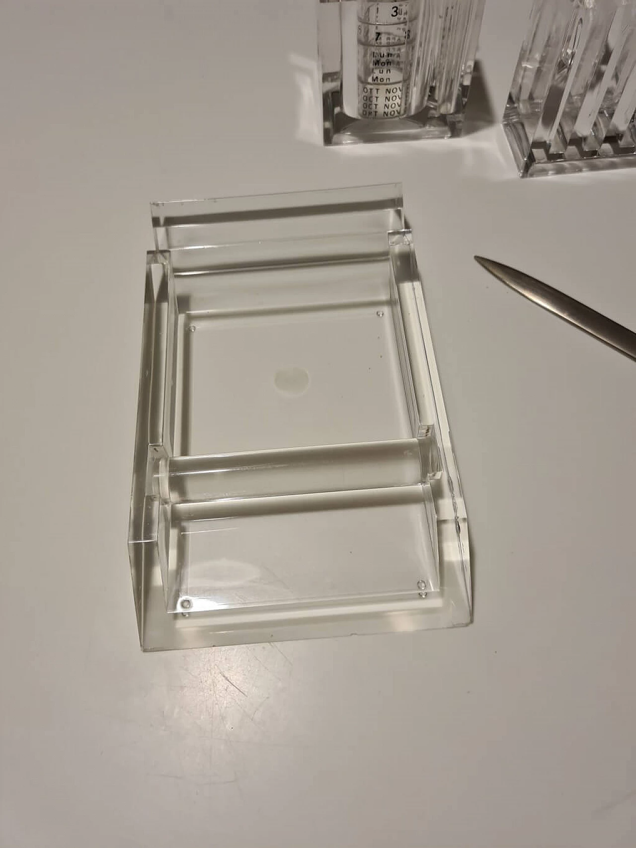 Organizer scrivania lucite Space Age Guzzini, Manlio Ciocca  anni '70 1283967