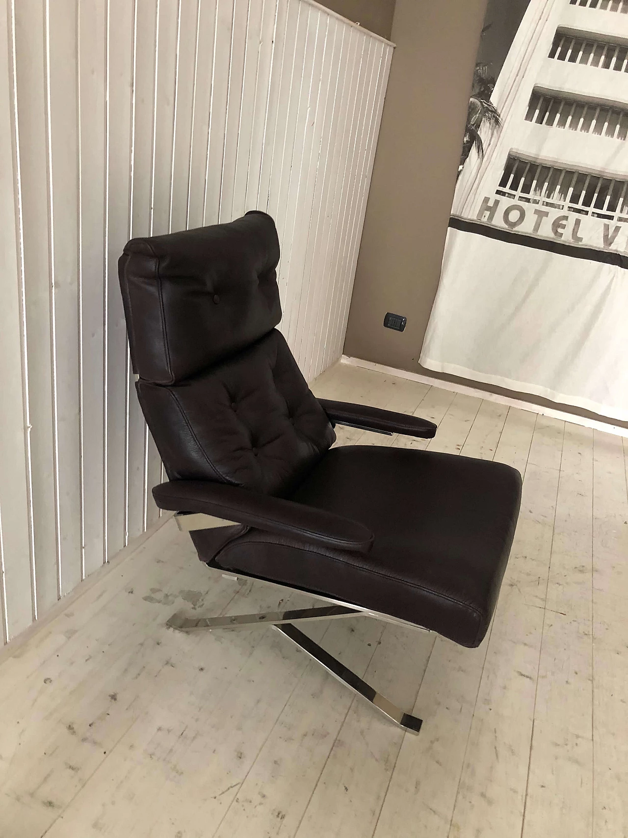 Black leather and steel tilting armchair, early 2000s 1284074