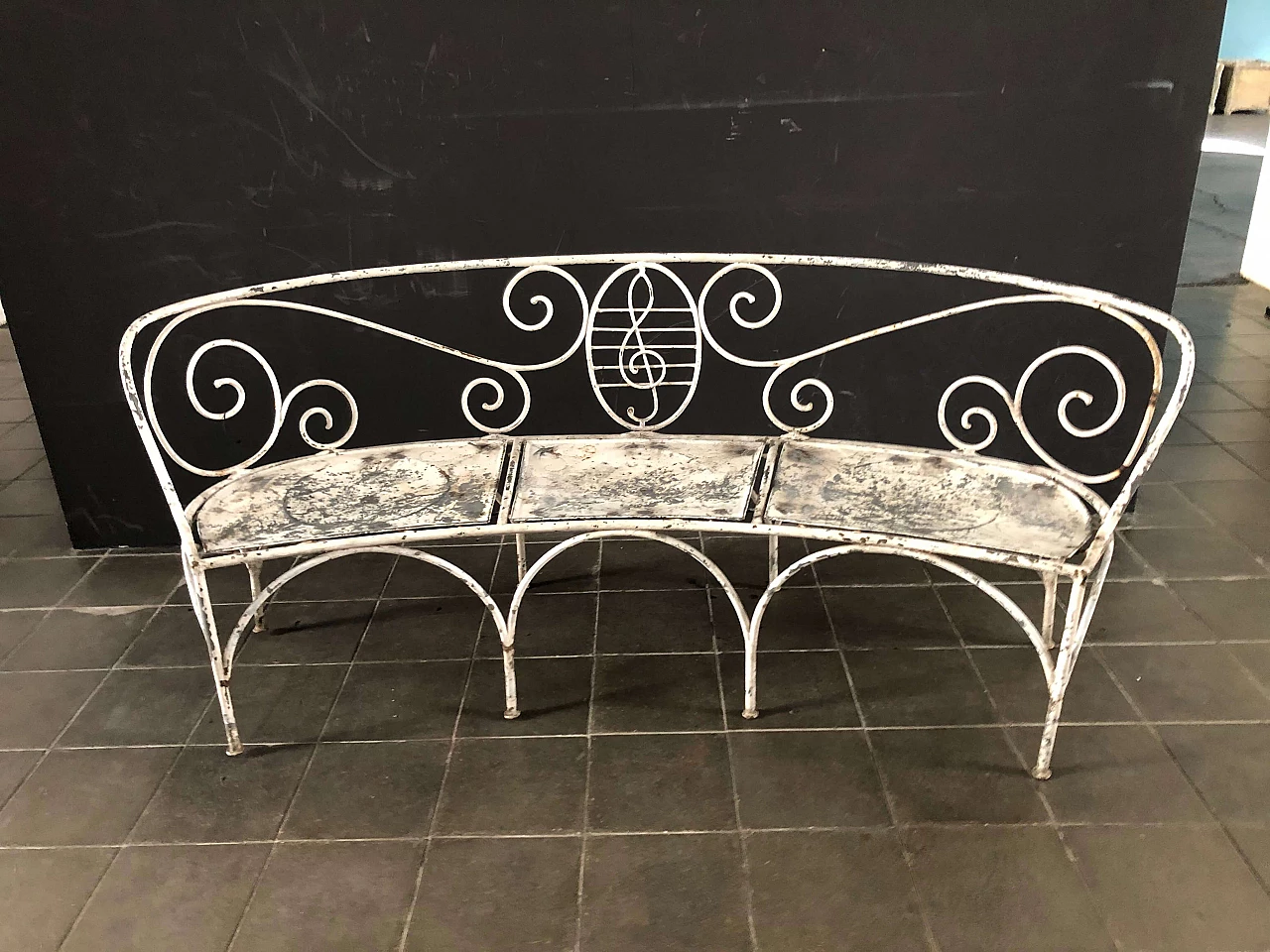 Semicircular bench in wrought iron, 1950s 1290360
