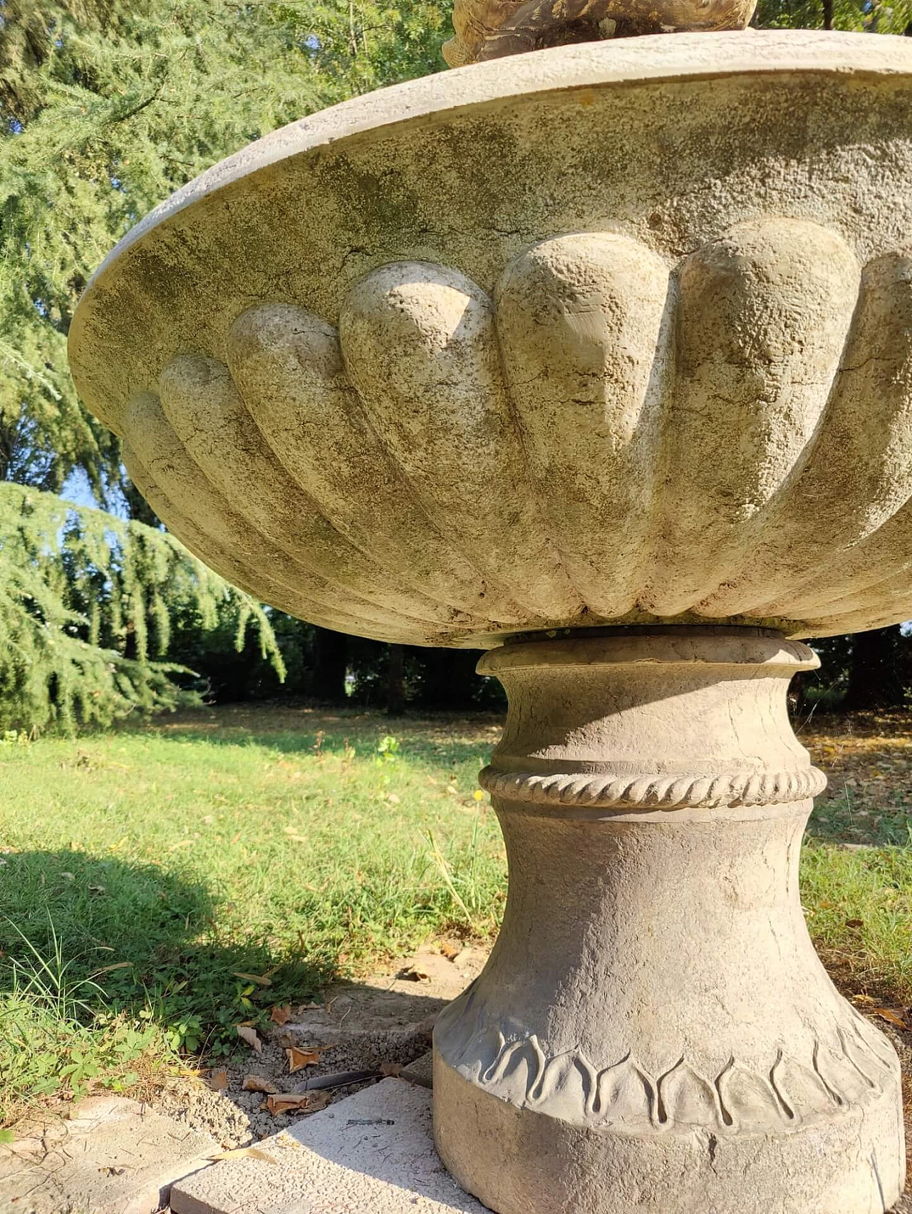 Fountain in Verdello marble, 19th century 1302411