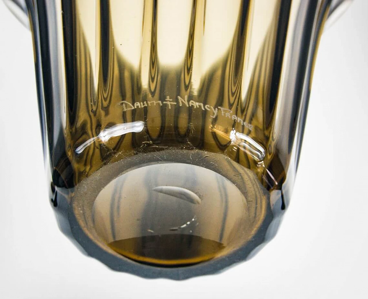 Vaso in cristallo ambrato di Daum Nancy France, anni '30 1302927