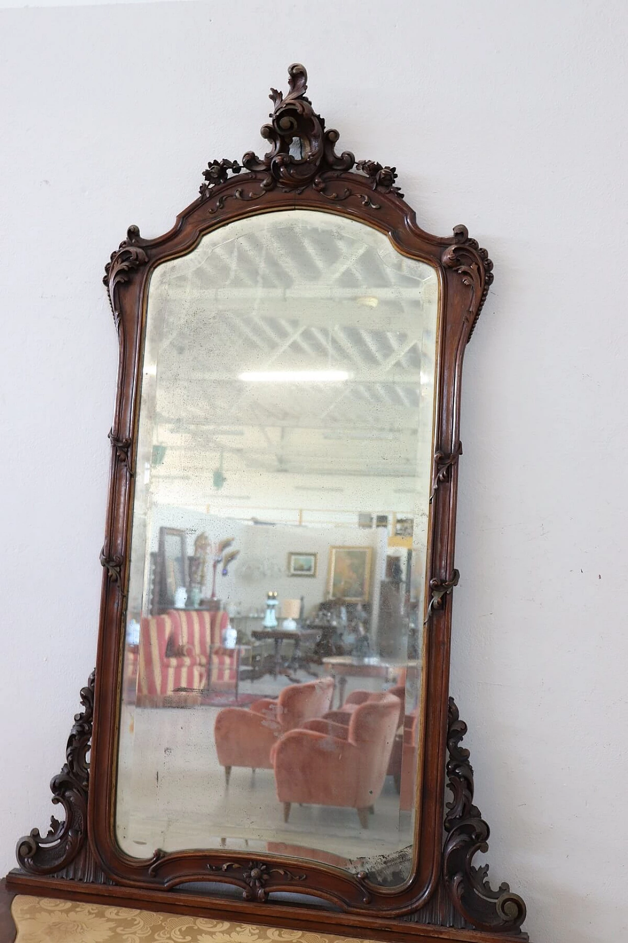 Carved walnut console table with mirror, late 19th century 1303614