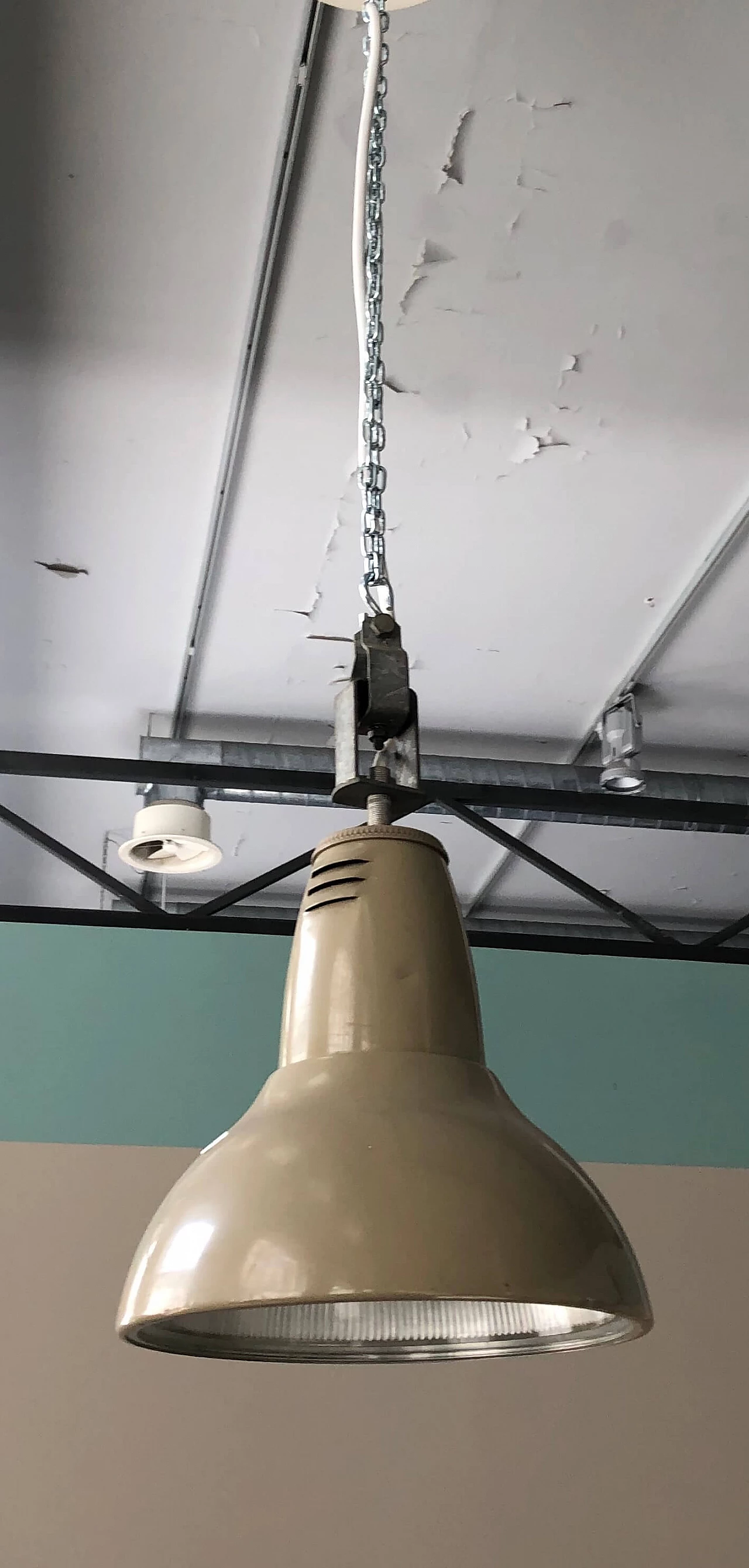 Painted metal industrial ceiling lamp, 1940s 1303801