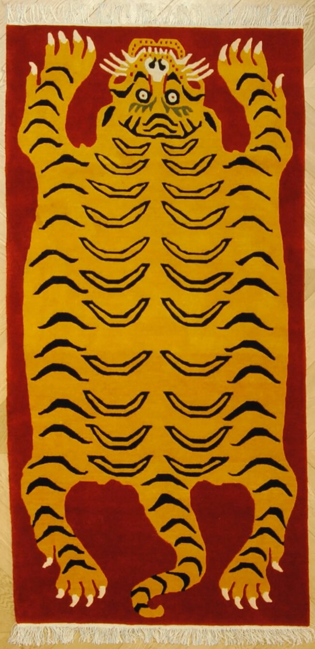 Hand-knotted Tibetan rug 1304215