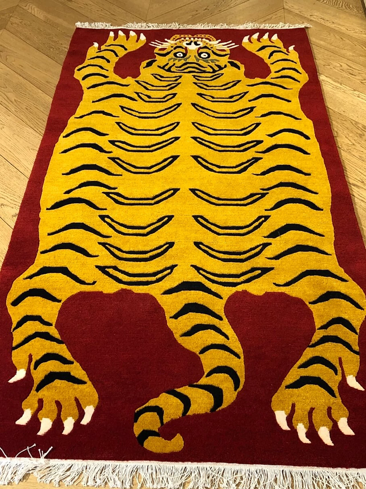 Hand-knotted Tibetan rug 1304216