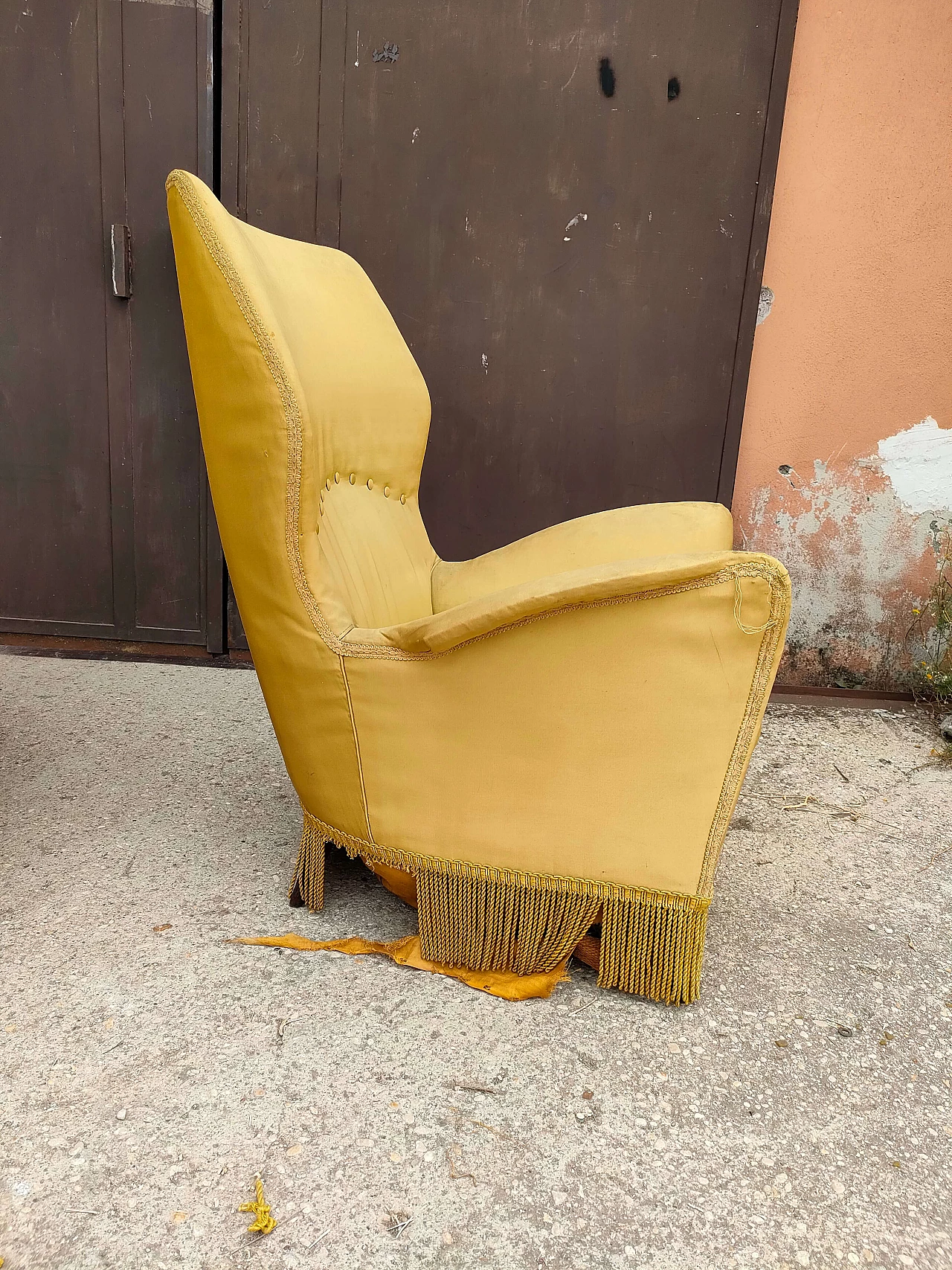 Pair of armchairs attributed to Gio Ponti for Isa Bergamo, 1950s 1304279