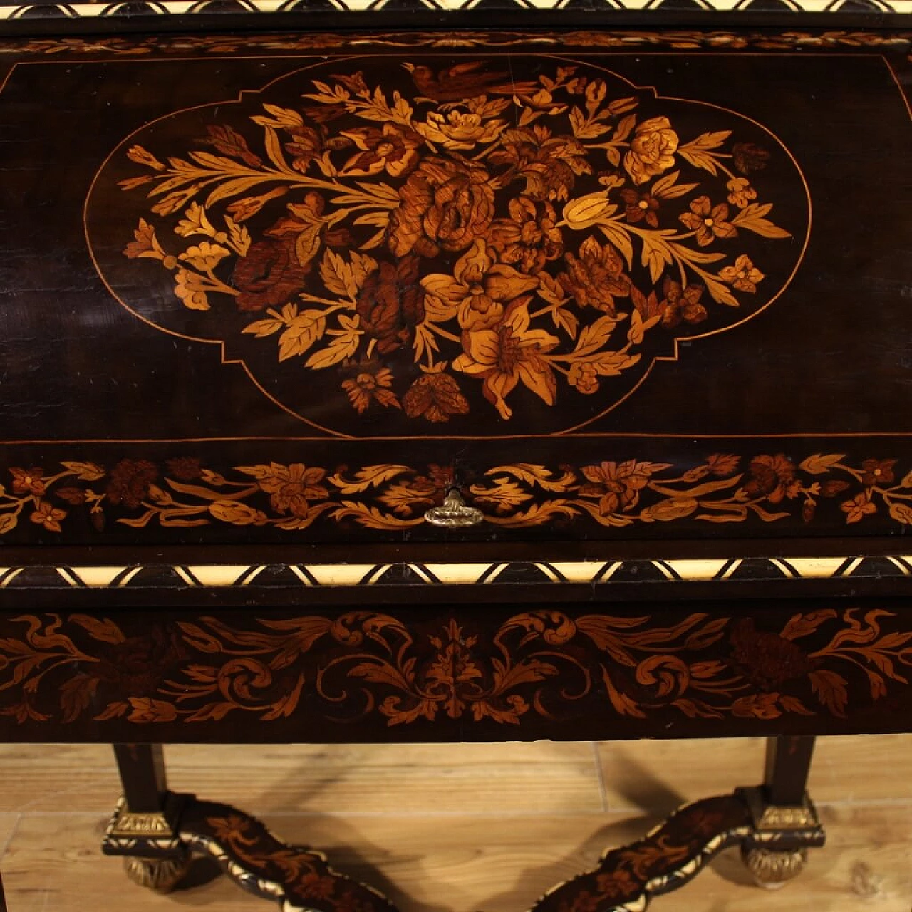 Inlaid French writing desk in Napoleon III style, early 20th century 1304413