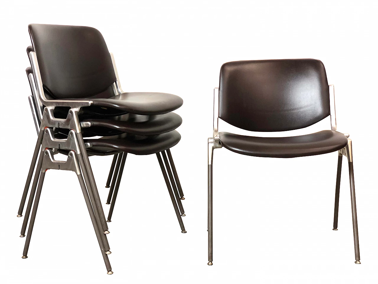 4 DSC 106 chairs by Giancarlo Piretti for Anonima Castelli, 1960s 1304452