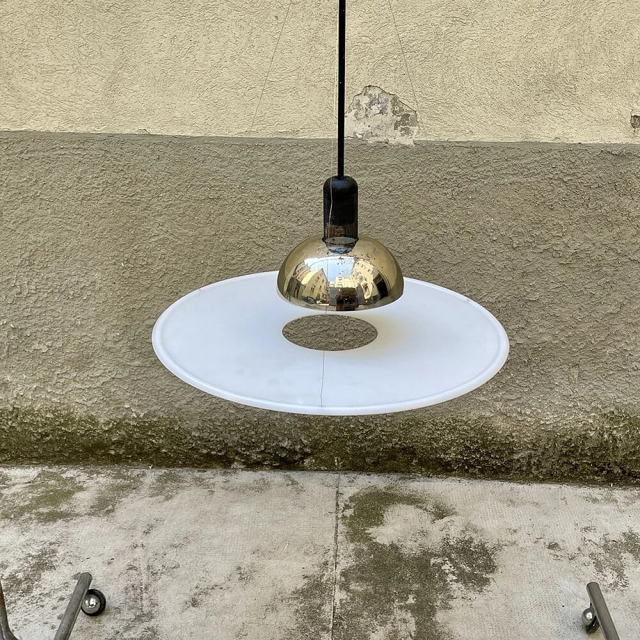 Frisbi hanging lamp in metal and plexiglass by Achille Castiglioni for Flos, 70s 1305537