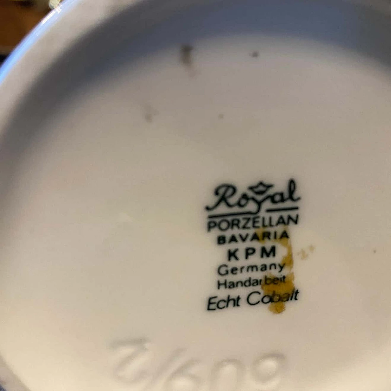 Modernist bottle vase in porcelain by K.P.M., 70s 1305580