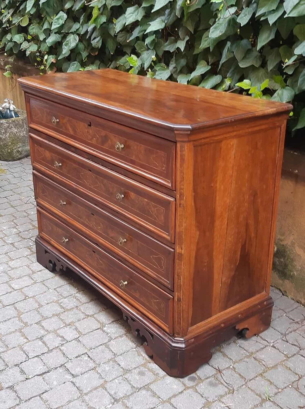 Cassettiera Lombarda in noce, '600 1305933