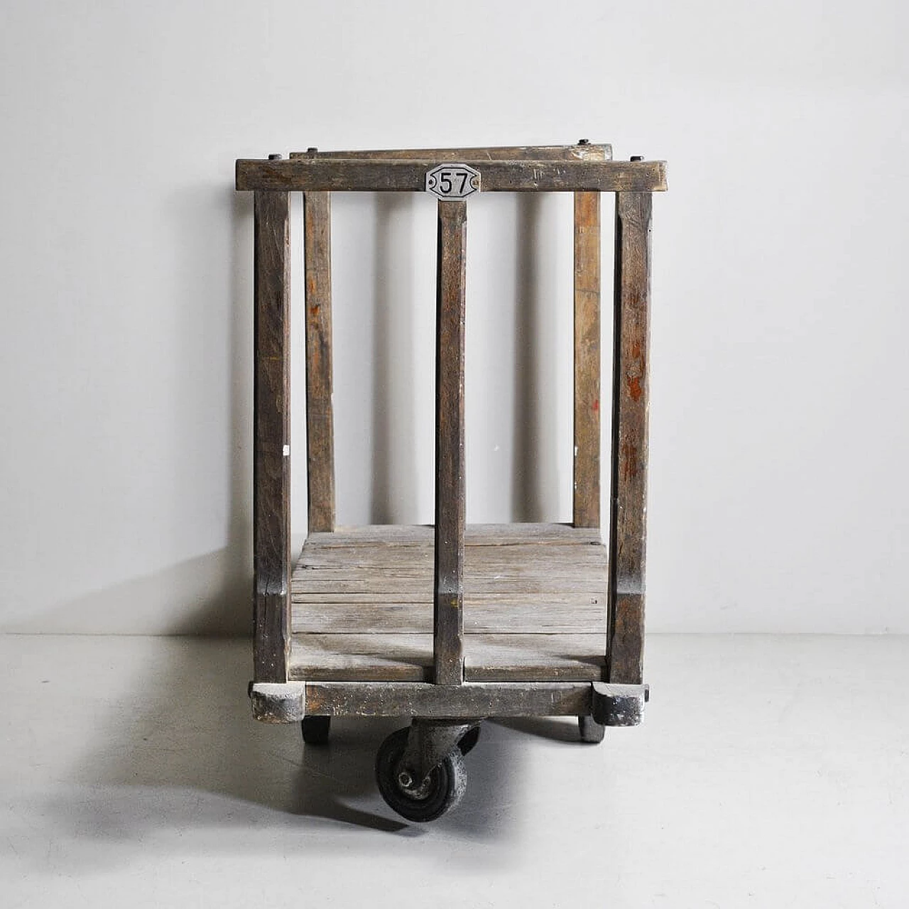 Industrial trolley in wood, 30s 1306210