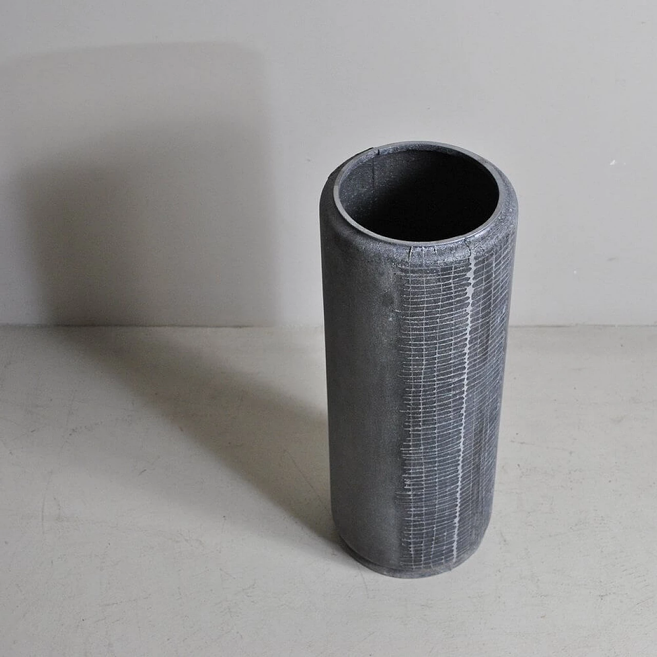 Vase in metal by Burchiellaro Lorenzo, 70s 1306305