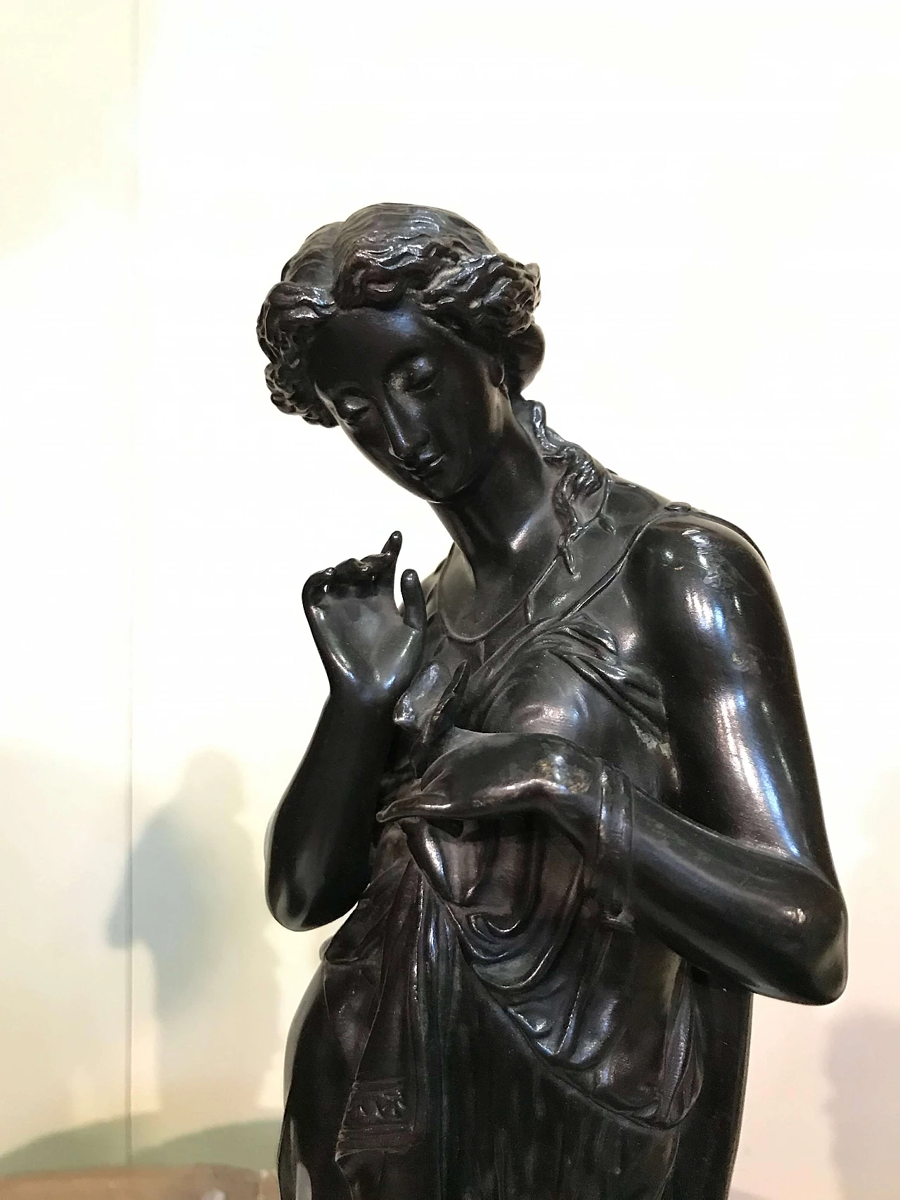 Coppia di figure femminili neoclassiche, inizio ‘800 1306366