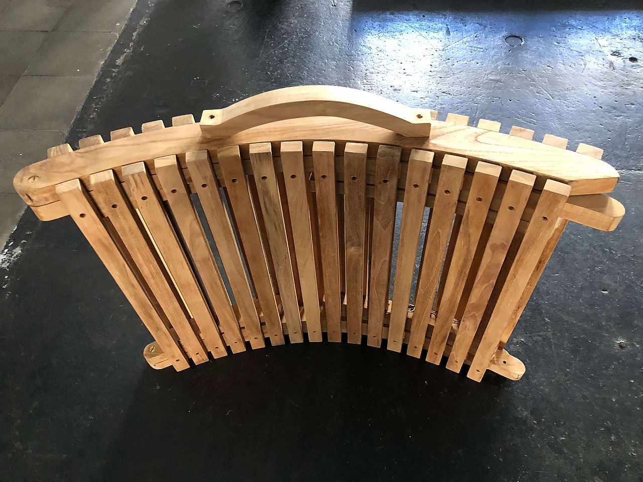 Folding wooden chaise longue 1306633