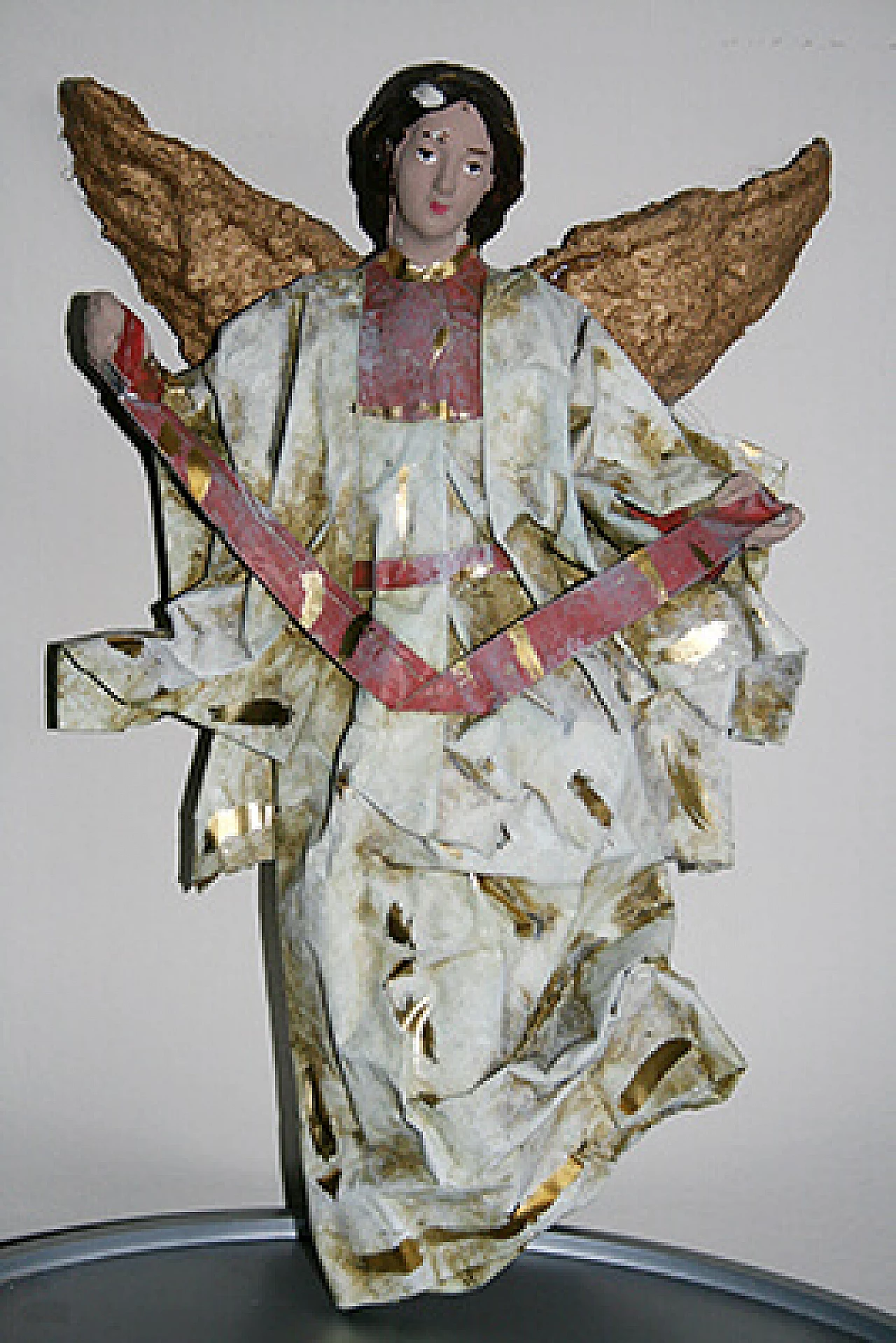 Angel in flight in papier-mâché 1306861
