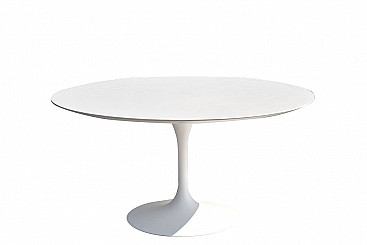 Tulip table in aluminum, wood and laminate by Eero Saarinen for Knoll Inc./Knoll International, 60s